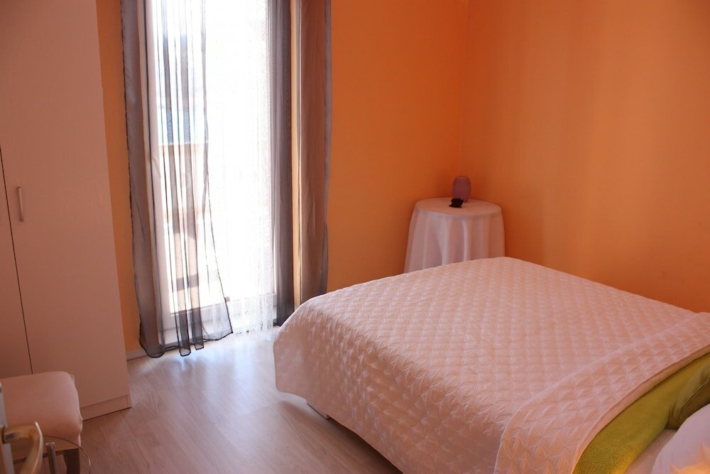 Фото Apartments Tanja & Josipa