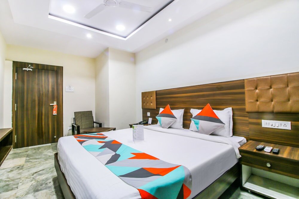 Фото FabHotel Srujana Inn