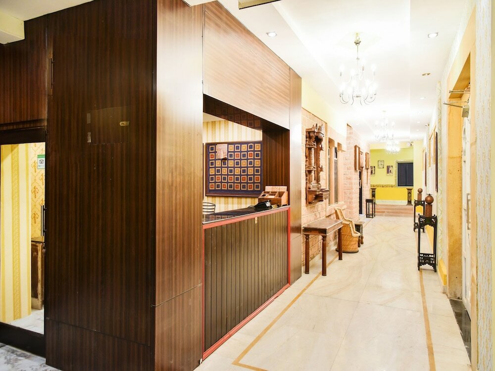 Фото Capital O 35409 Hotel Megh Niwas