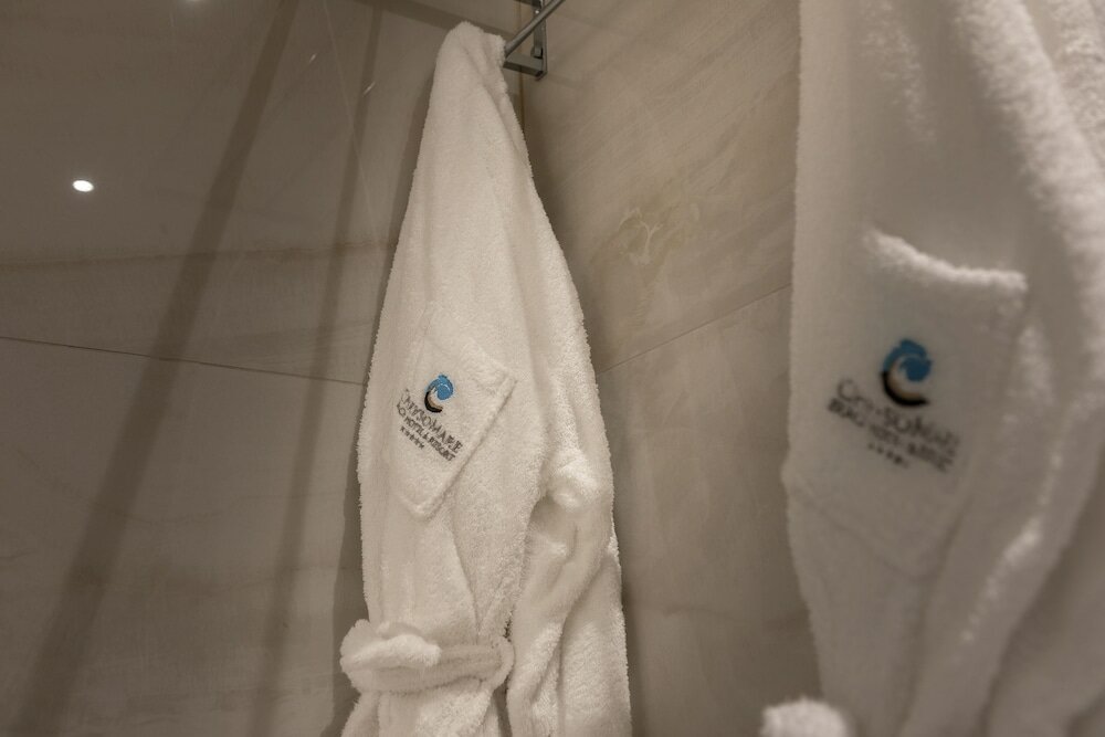 Фото Chrysomare Beach Hotel and Resort