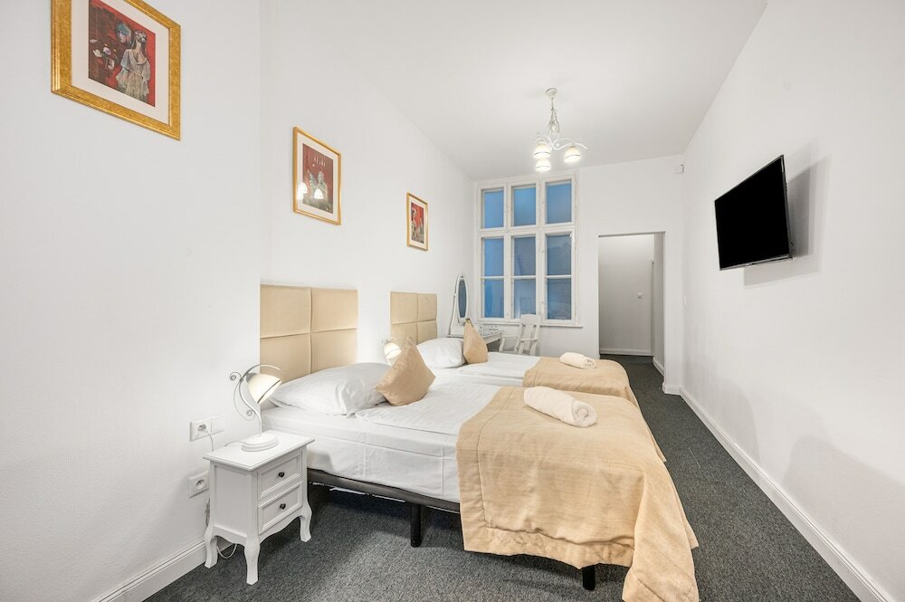 Фото Downtown Bratislava B&B