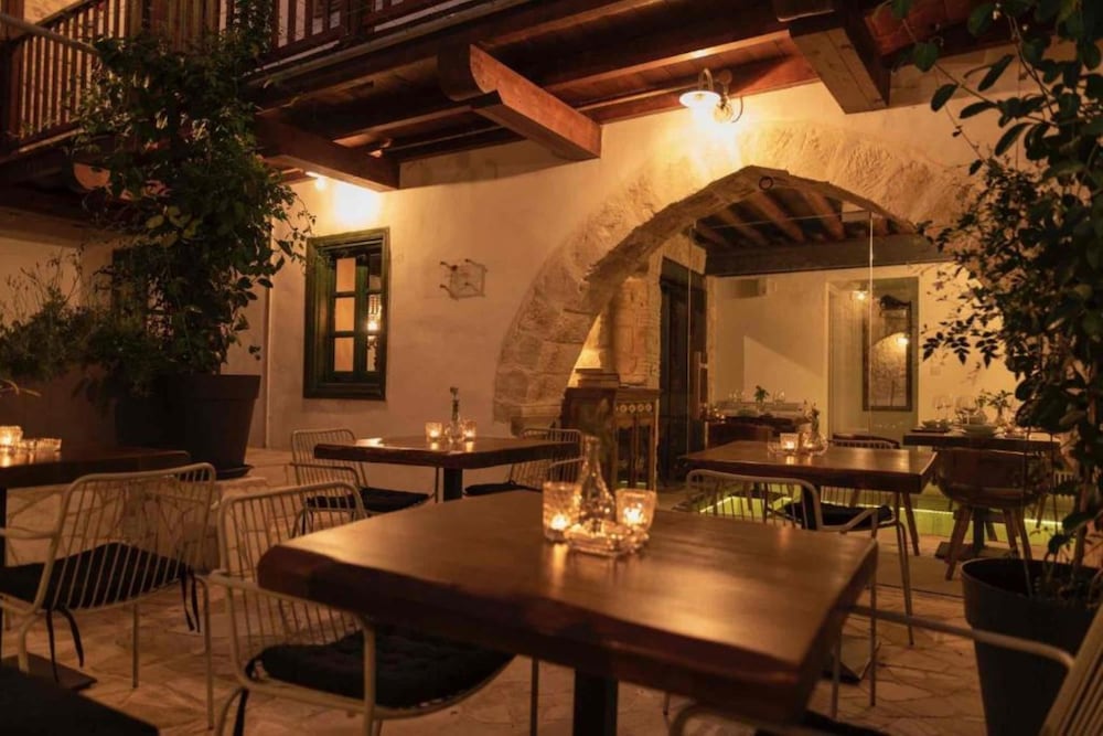 Фото Oinou Strata - Adults Only