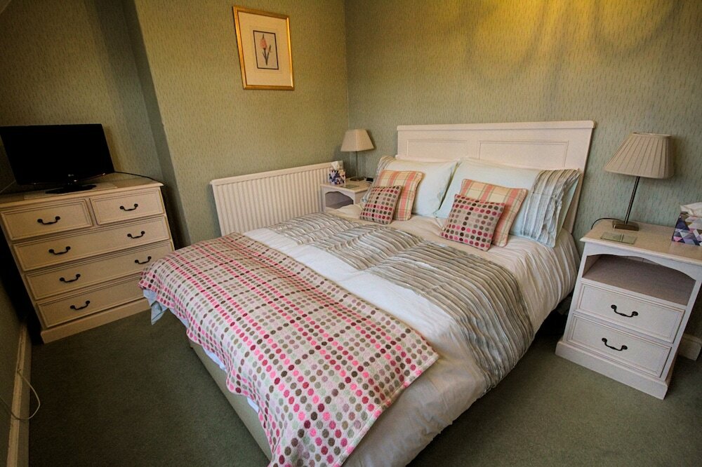 Фото Holcombe House