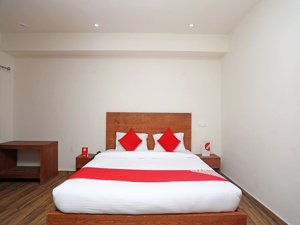 Фото Oyo 18347 Hotel Mountain Inn