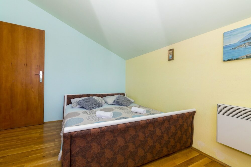 Фото Apartments and Room Caric