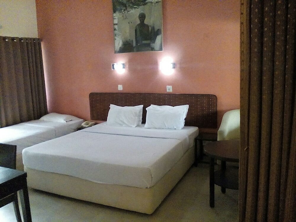 Фото Mark & Meadows