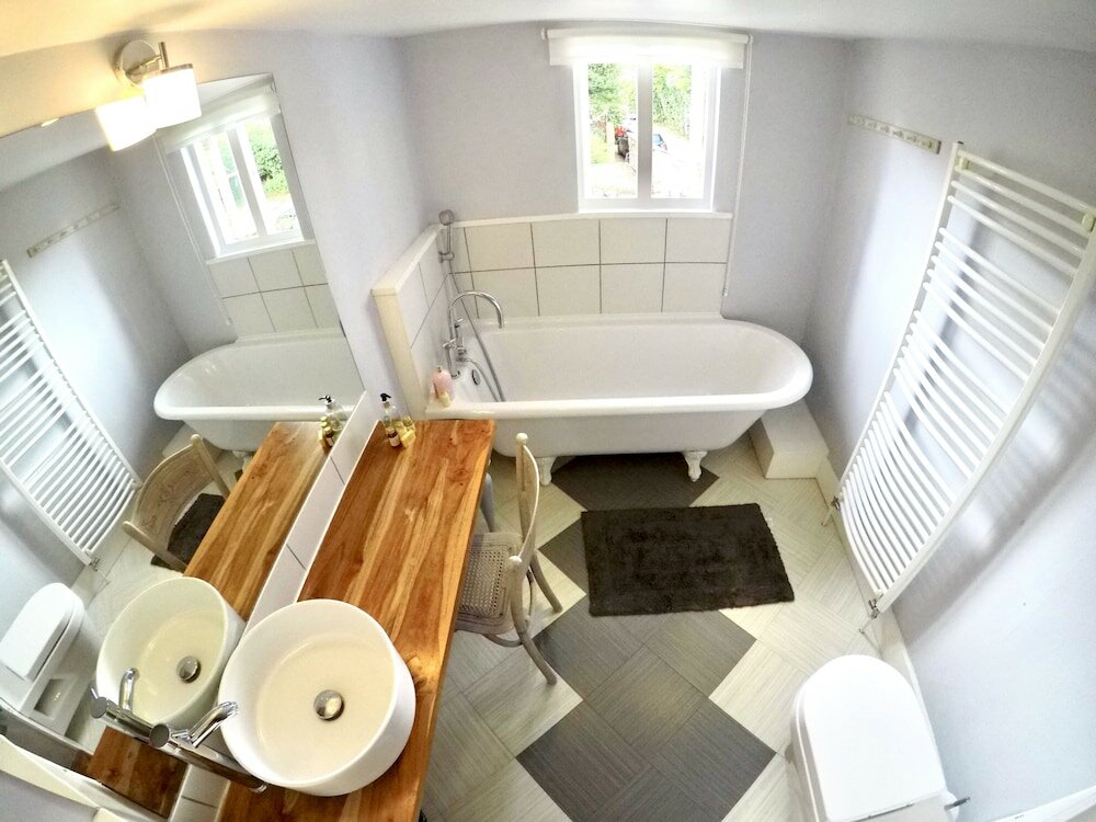 Фото Chaucers Retreat Vacation Home