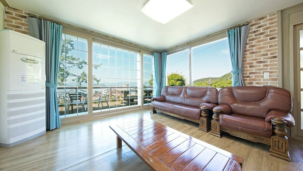 Фото Hanulbora Pension