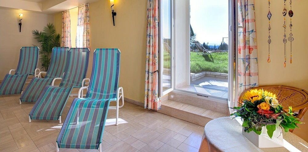 Фото Hotel Castel Latemar