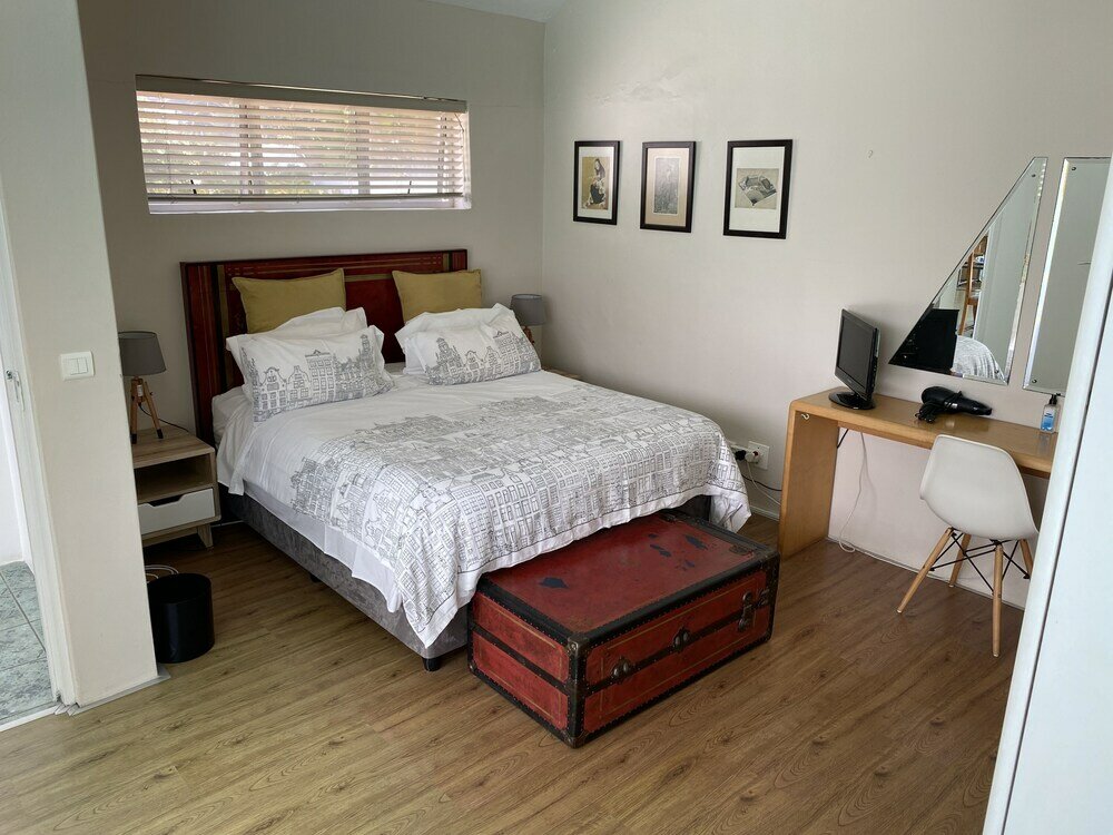 Фото Admiralty B&b