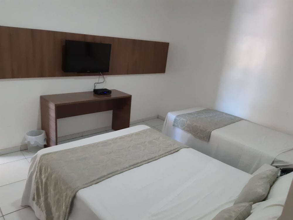 Фото Pousada Tambau Familly