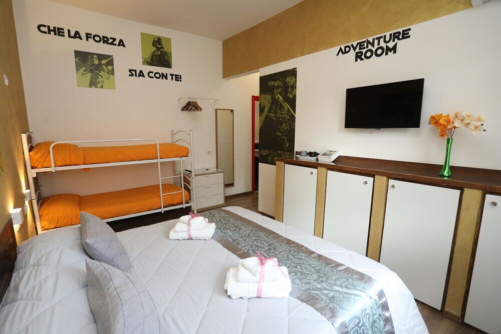 Фото Cineroma Guesthouse