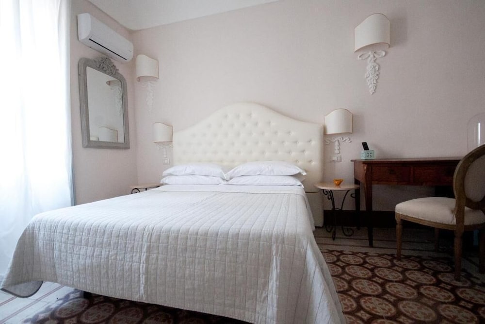 Фото Sveva Rooms