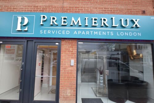 Гостиница PremierLux Serviced Apartments в Лондоне