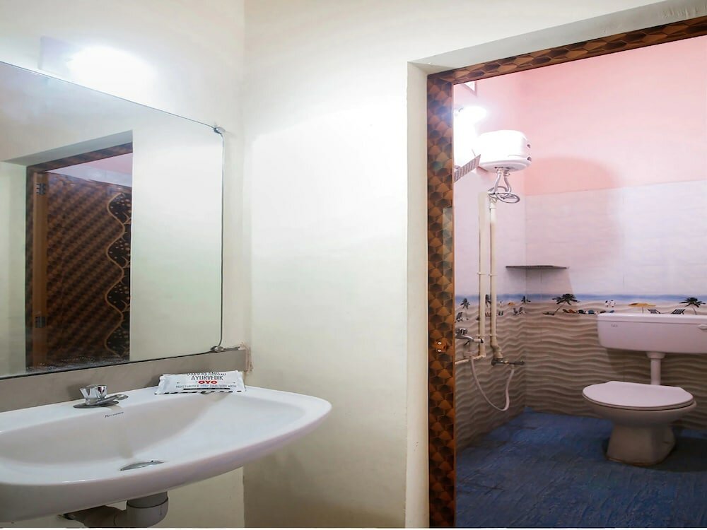 Фото Oyo 24169 Hotel Aiswariyam