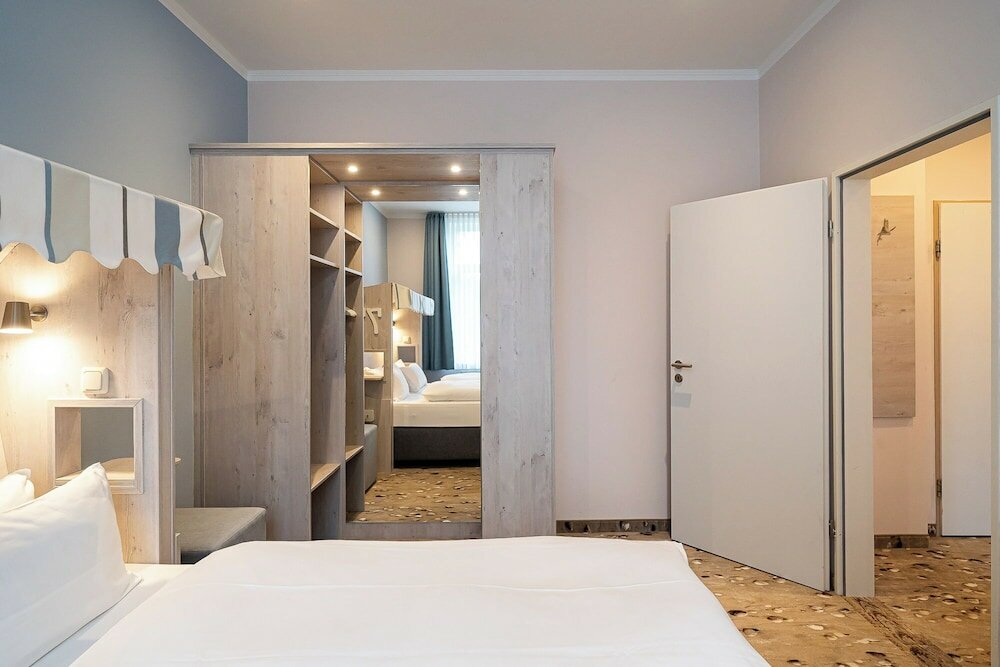 Фото Wilhelms Haven Hotel