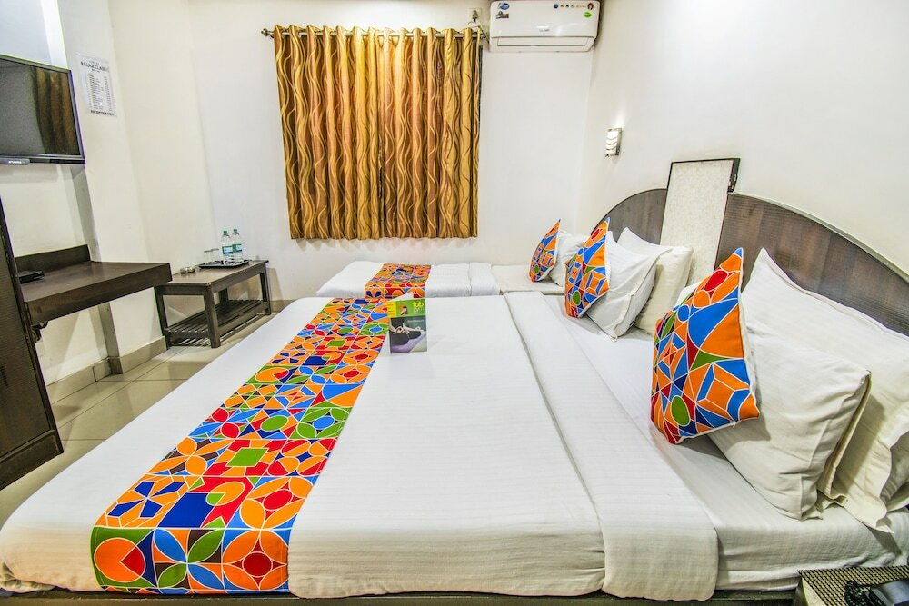 Фото Balaji Classic Hotel