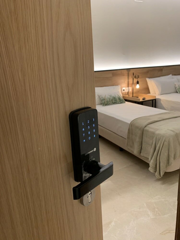 Фото Sweet Sevilla Suites