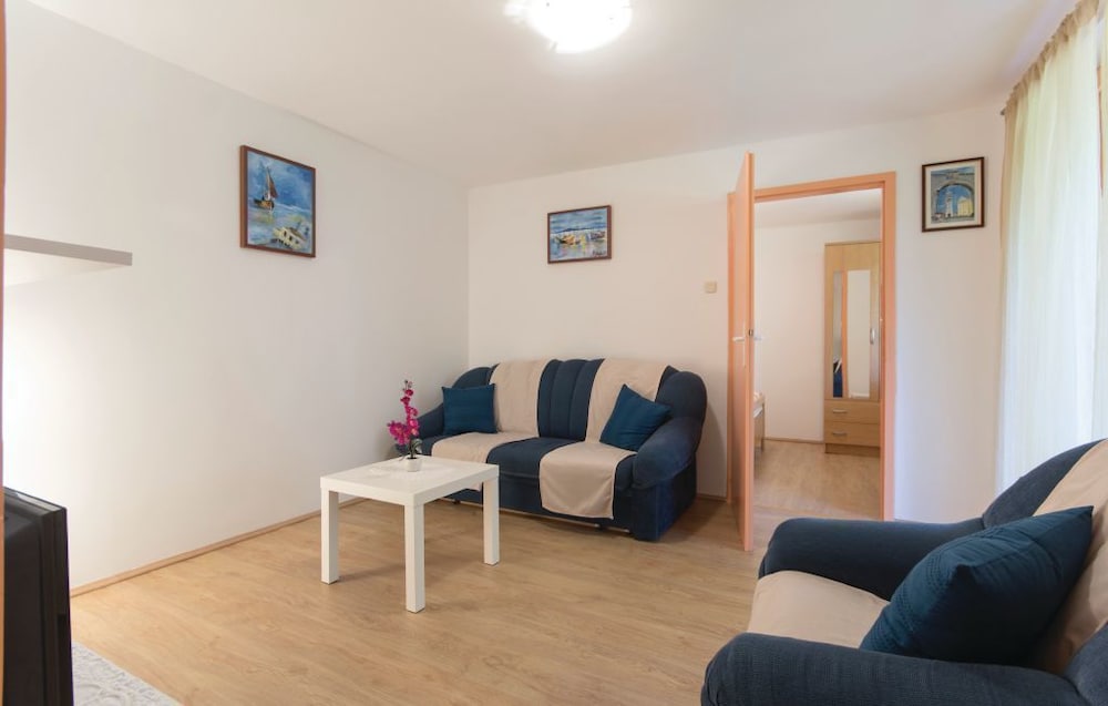 Фото Apartment 758