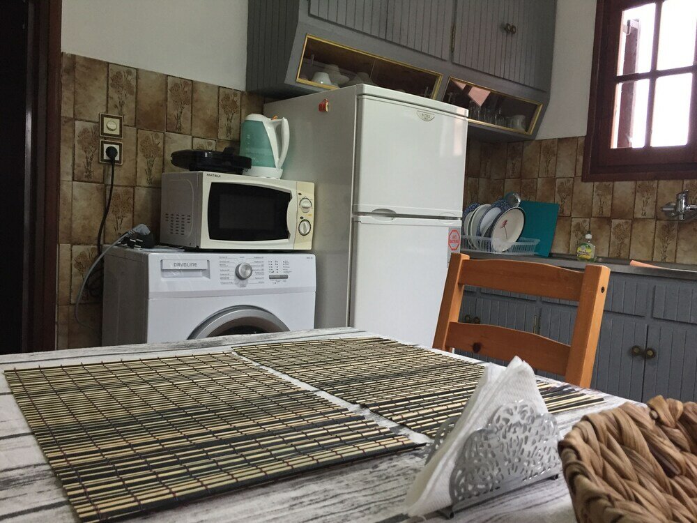 Фото Alexander Apartments