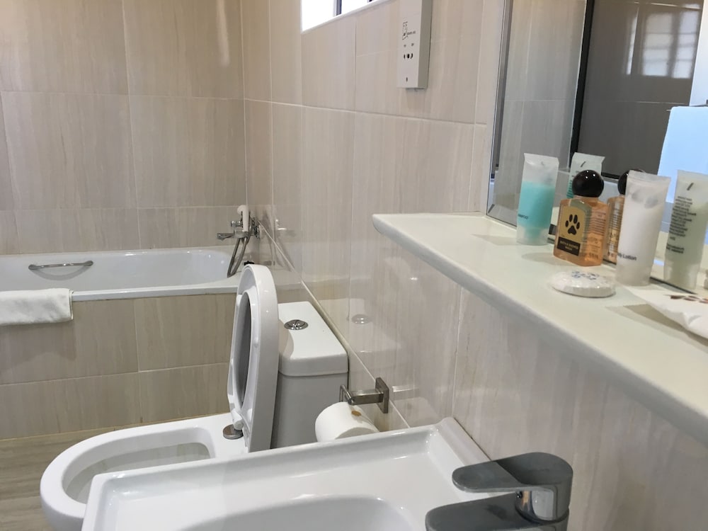 Фото Shumba Lodge