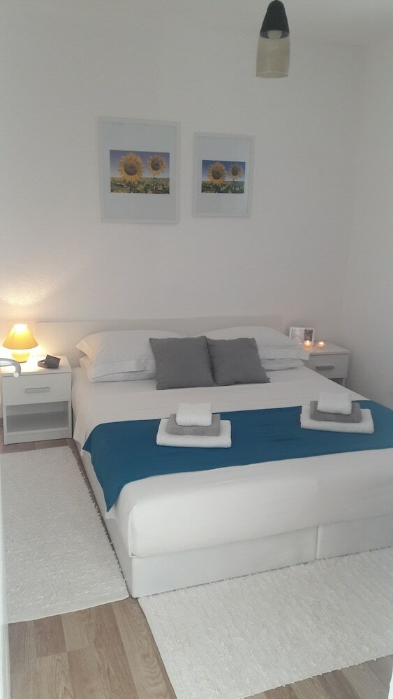 Фото Ivana Apartments