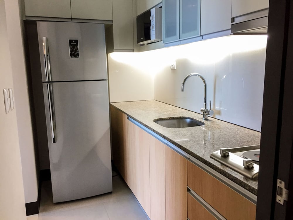 Фото Mactan Cebu Beach Condo