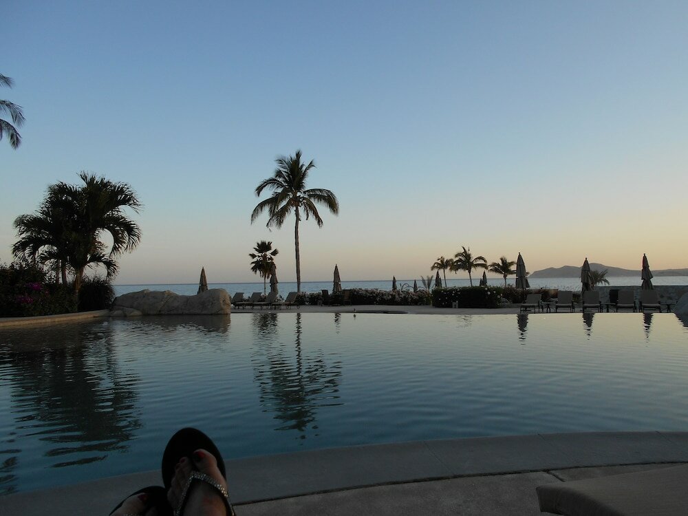 Фото 1 Minute to the Sand