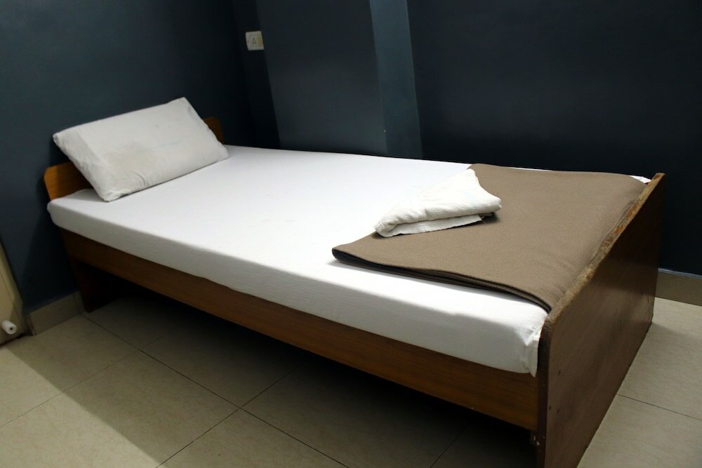 Фото Hotel Saravanaa