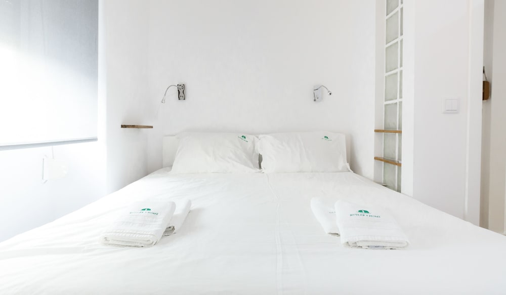 Фото Campo Ourique Style Lisbon Apartment