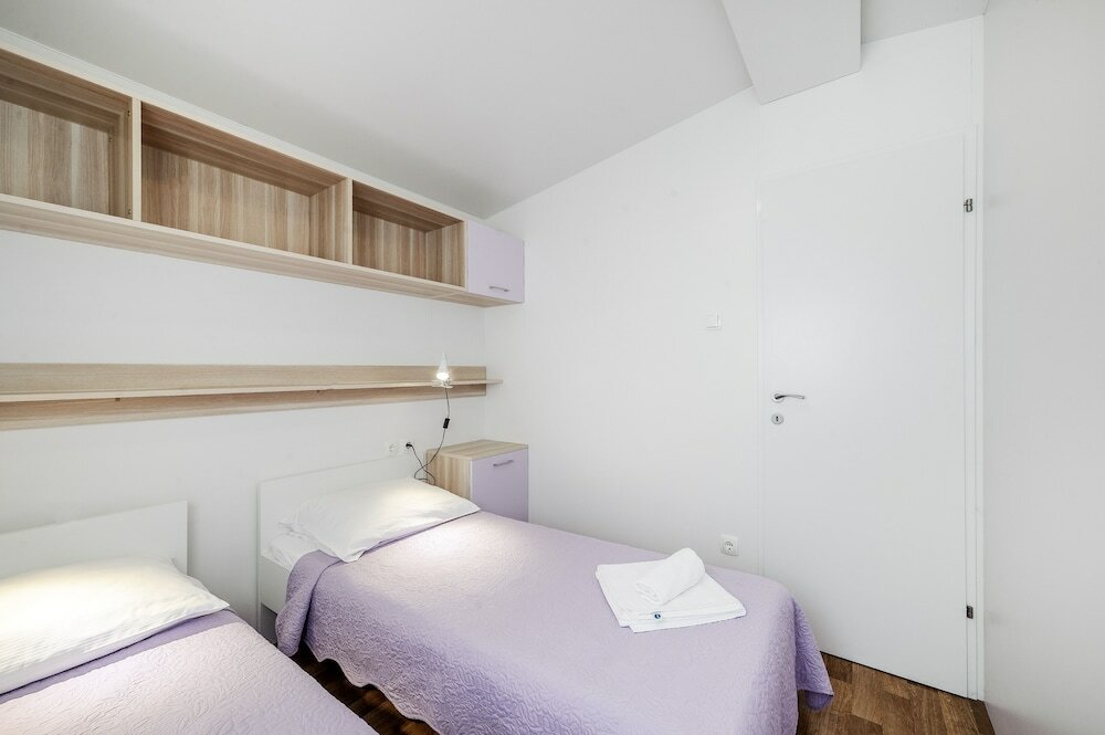 Фото Olive Garden Camp Resort