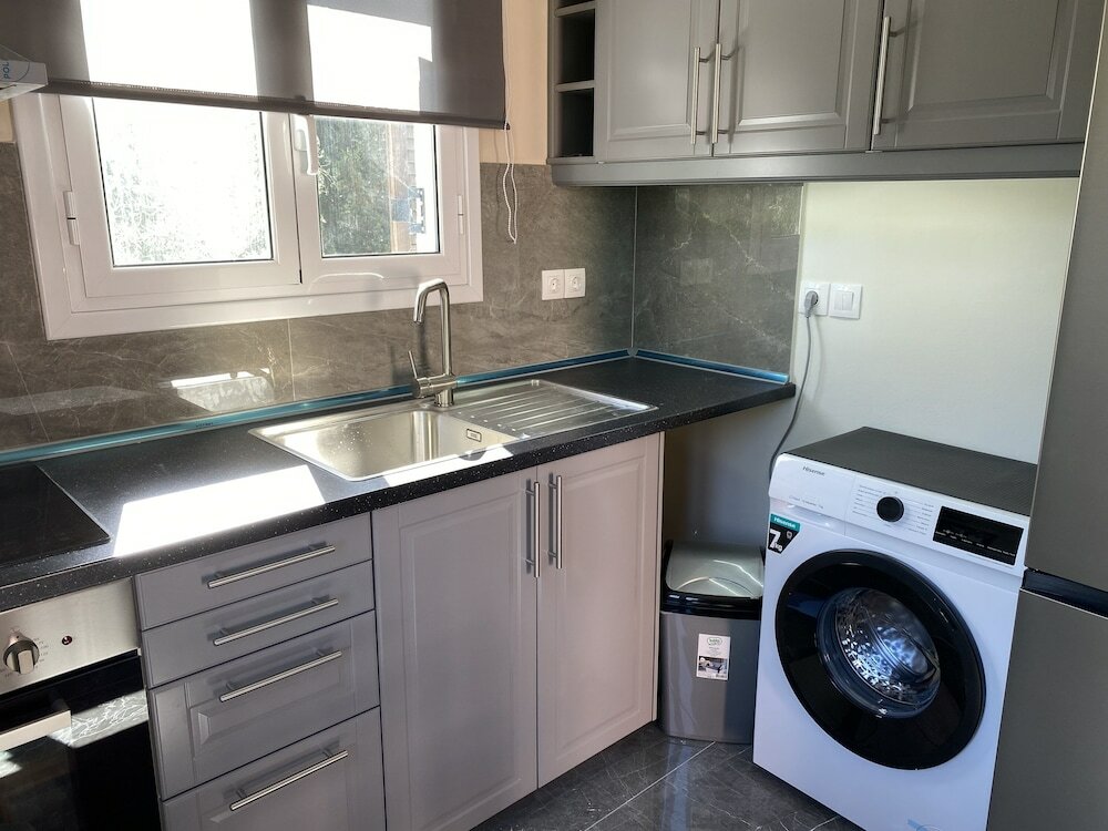 Фото Alexander Apartments