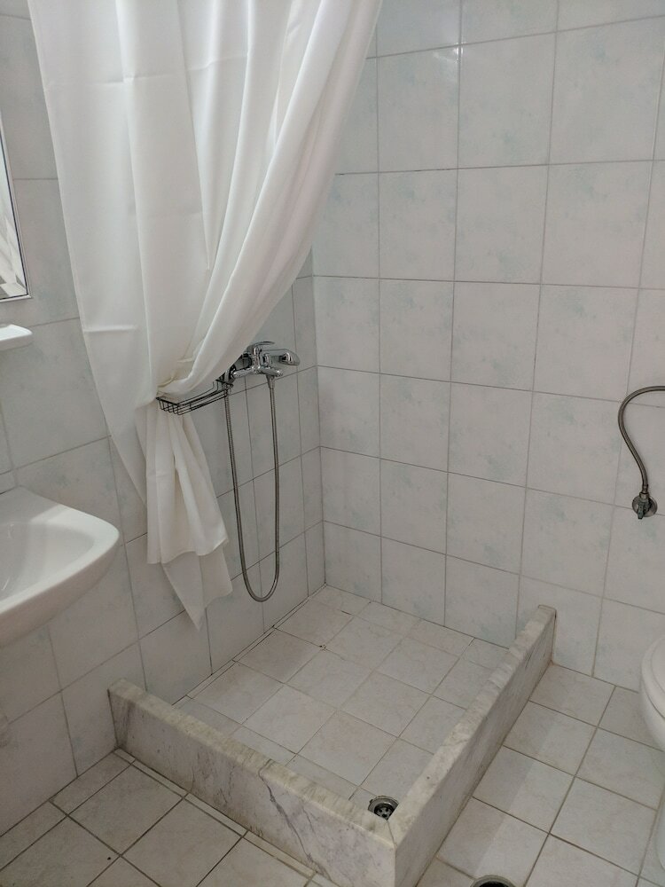 Фото Tondoris Apartments