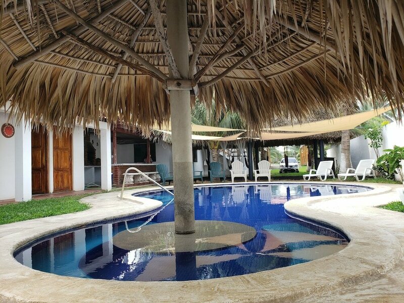 Гостиница Rancho Los Chatos