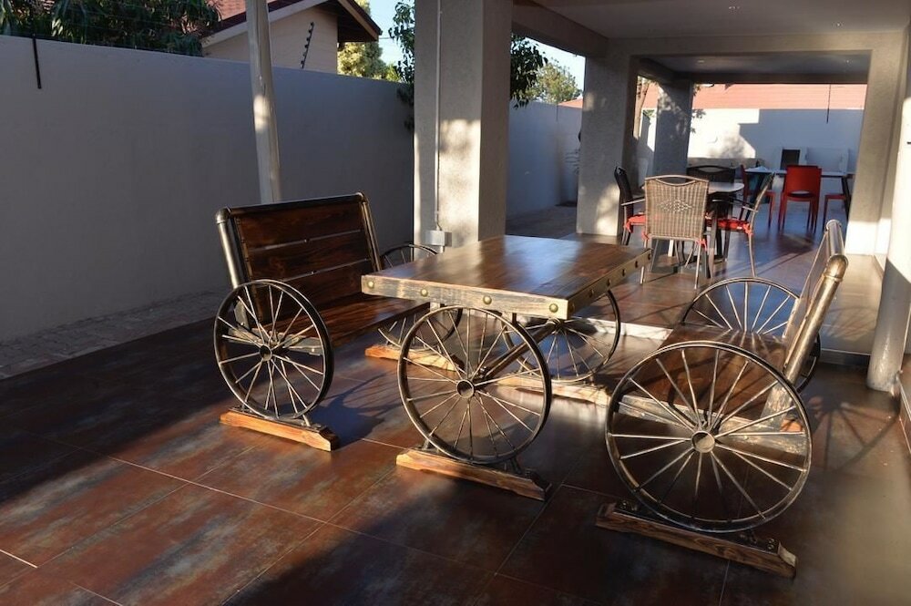 Фото Corner Cottage Bed and Breakfast