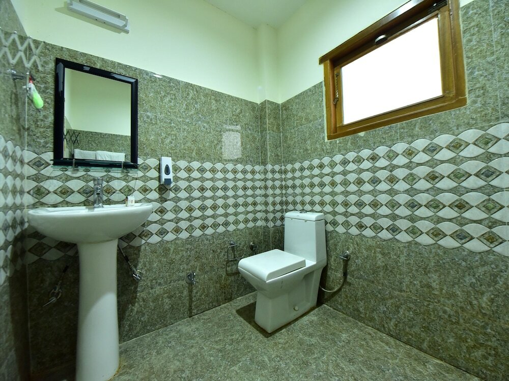 Фото Oyo 22347 Hilltop Resorts