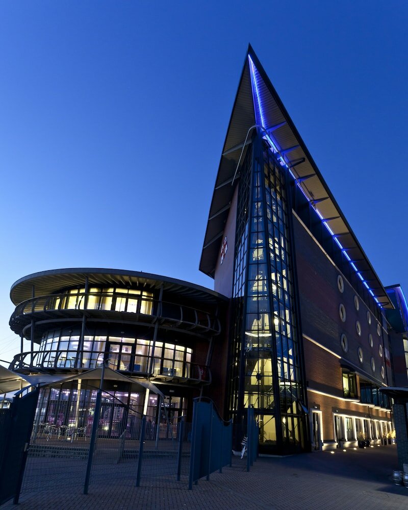 Фото Rnli College