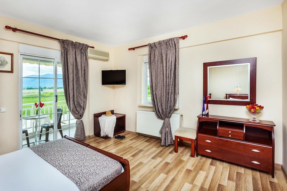 Фото Amfion Hotel