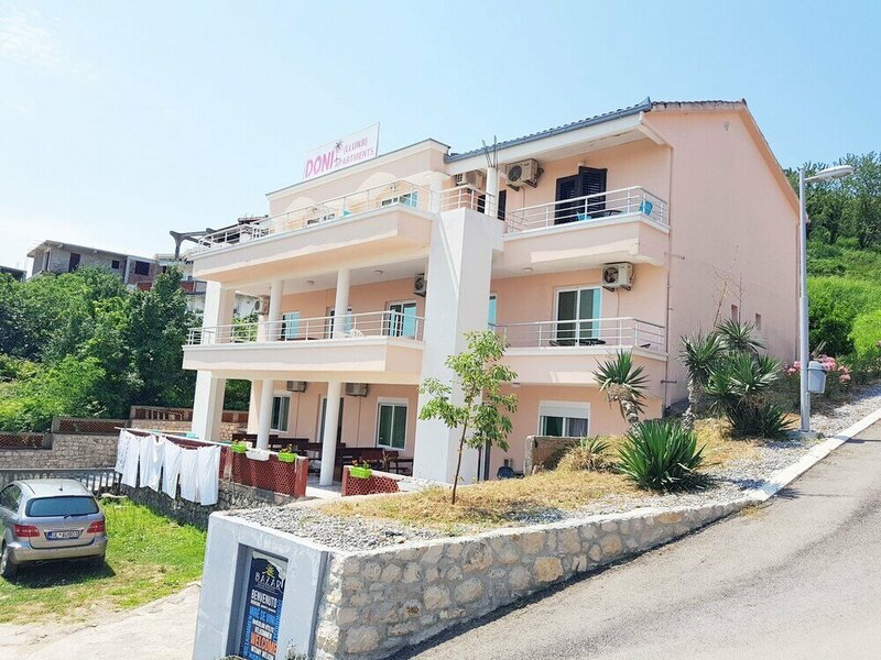 Гостиница Doni Apartments в Улцине