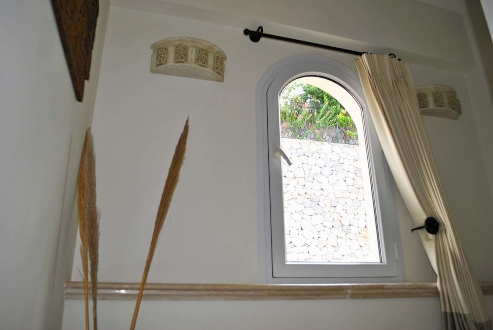 Фото Villa Alex by Amy Villas