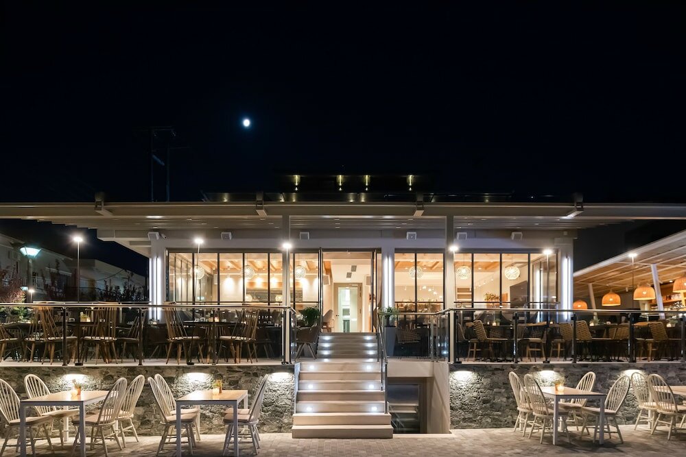 Фото Sea Level Hotel