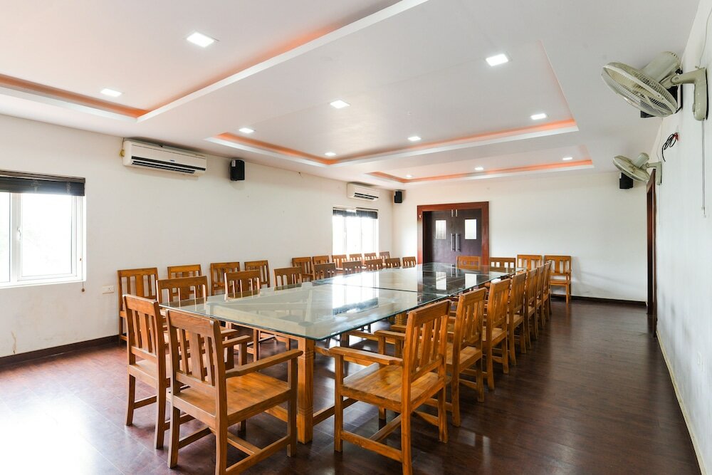 Фото Oyo 16633 Green City Club House