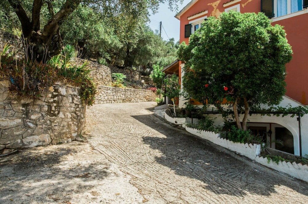 Фото Vallias Seaview Apartments by Konnect, Nissaki Corfu