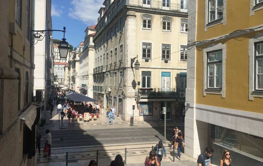 Фото Lisbon Downtown Luxury Family Residence