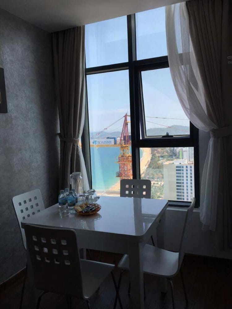 Фото High Coastal Apartment