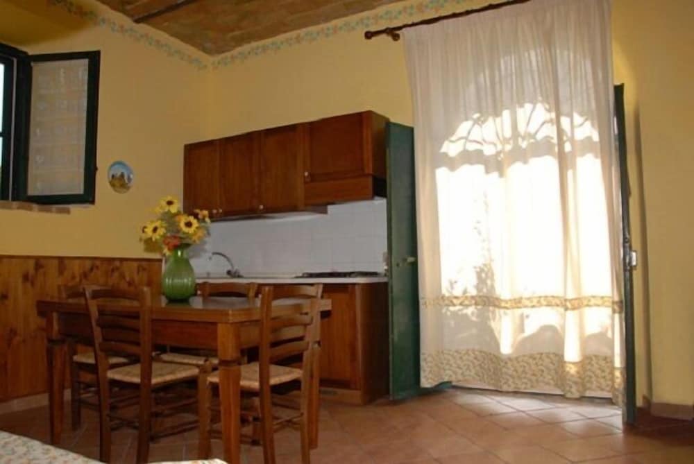 Фото Agriturismo Fonte Abellana