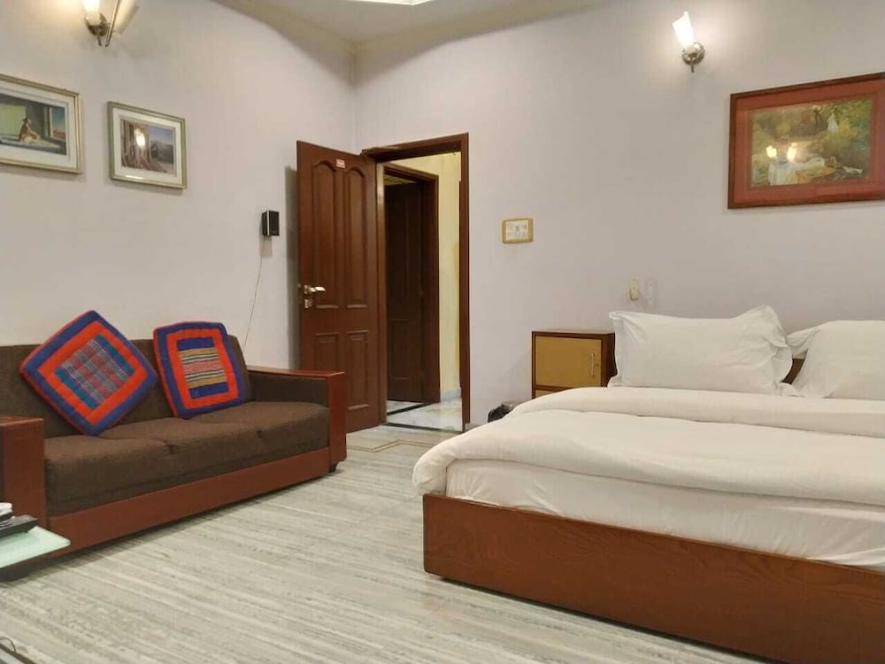 Фото The Tanay's Dibrugarh Residency