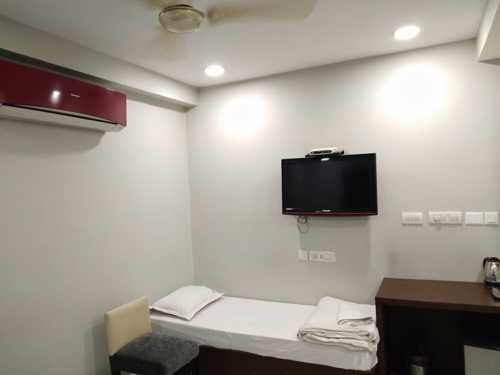 Фото Golden Apple Boutique Hotel