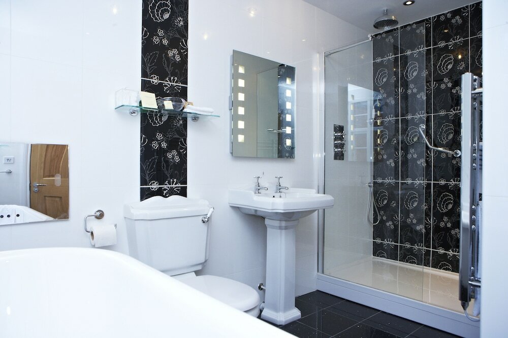 Фото The Villa Wrea Green