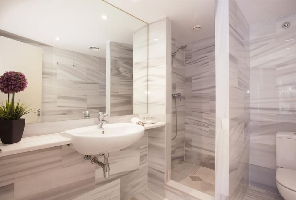 Фото Akira Flats Llum 7th floor